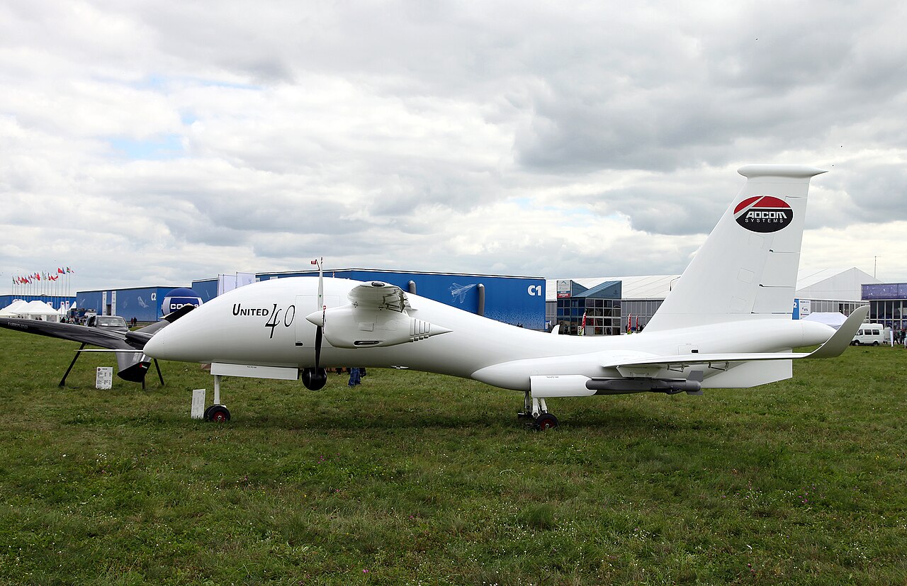MAKS Airshow 2013 (Ramenskoye Airport, Russia) (522-25).jpg